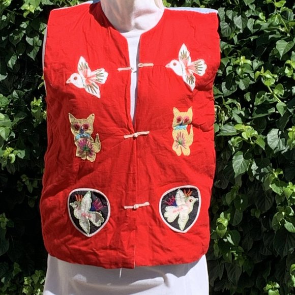 Women's Vest - Picture 2 of 16